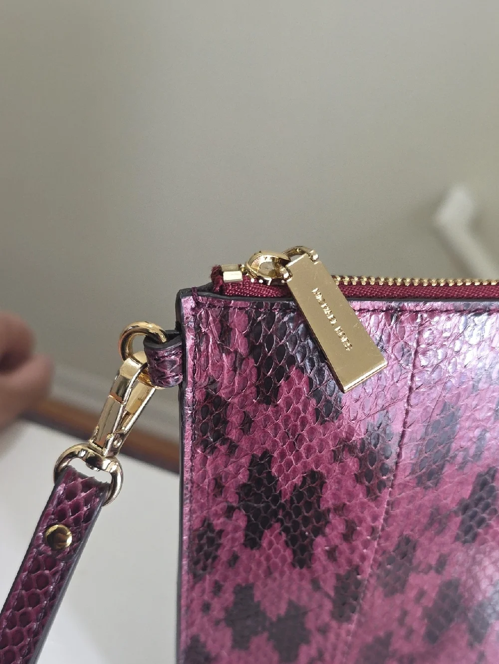 Michael Kors Purple/Gold Geniune Snake Skin Large Leather Wristlet EUC - Picture 3 of 13